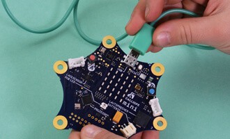 Basic: Code auf den mini spielen